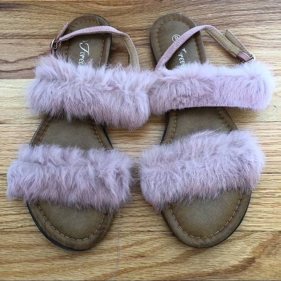 Forever 21 Fuzzy Sandals Pink 9 - Picture 1 of 4